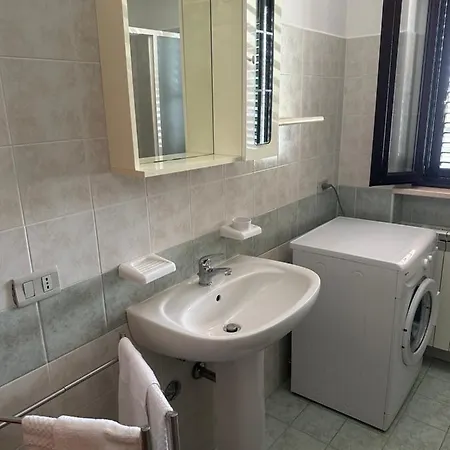 Apartment Mazzini 93 *